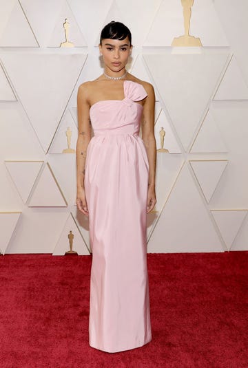 hollywood, california   march 27 zoë kravitz attends the 94th annual academy awards at hollywood and highland on march 27, 2022 in hollywood, california photo by mike coppolagetty images