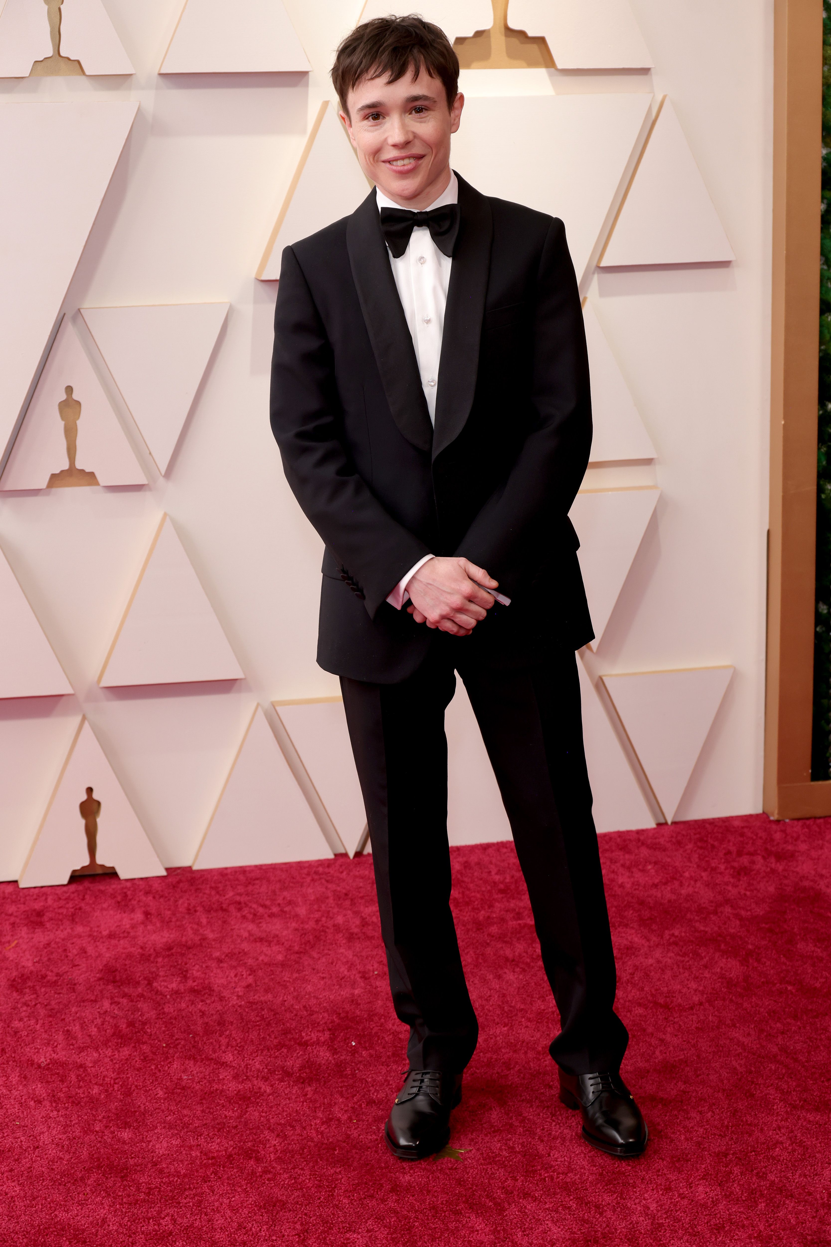 Man in dress outlet oscars