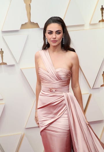 hollywood, california   march 27 mila kunis attends the 94th annual academy awards at hollywood and highland on march 27, 2022 in hollywood, california photo by david livingstongetty images