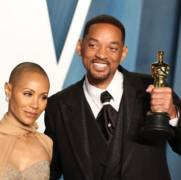 beverly hills, california march 27 l r jada pinkett smith and will smith attend the 2022 vanity fair oscar party hosted by radhika jones at wallis annenberg center for the performing arts on march 27, 2022 in beverly hills, california photo by arturo holmesfilmmagic