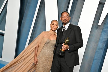 beverly hills, california march 27 jada pinkett smith and will smith attend the 2022 vanity fair oscar party hosted by radhika jones at wallis annenberg center for the performing arts on march 27, 2022 in beverly hills, california photo by axellebauer griffinfilmmagic