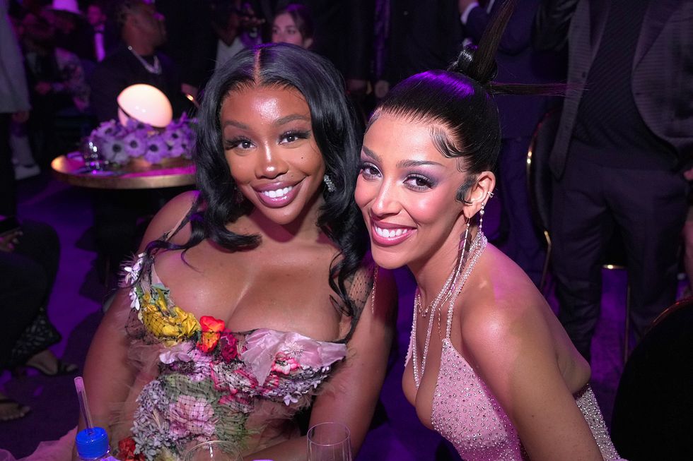 las vegas, nevada april 03 sza and doja cat attend the 64th annual grammy awards at mgm grand garden arena on april 03, 2022 in las vegas, nevada photo by kevin mazurgetty images for the recording academy
