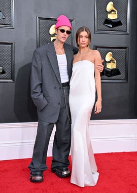 las vegas, nevada   april 03 justin bieber and hailey bieber attend the 64th annual grammy awards at mgm grand garden arena on april 03, 2022 in las vegas, nevada photo by axellebauer griffinfilmmagic