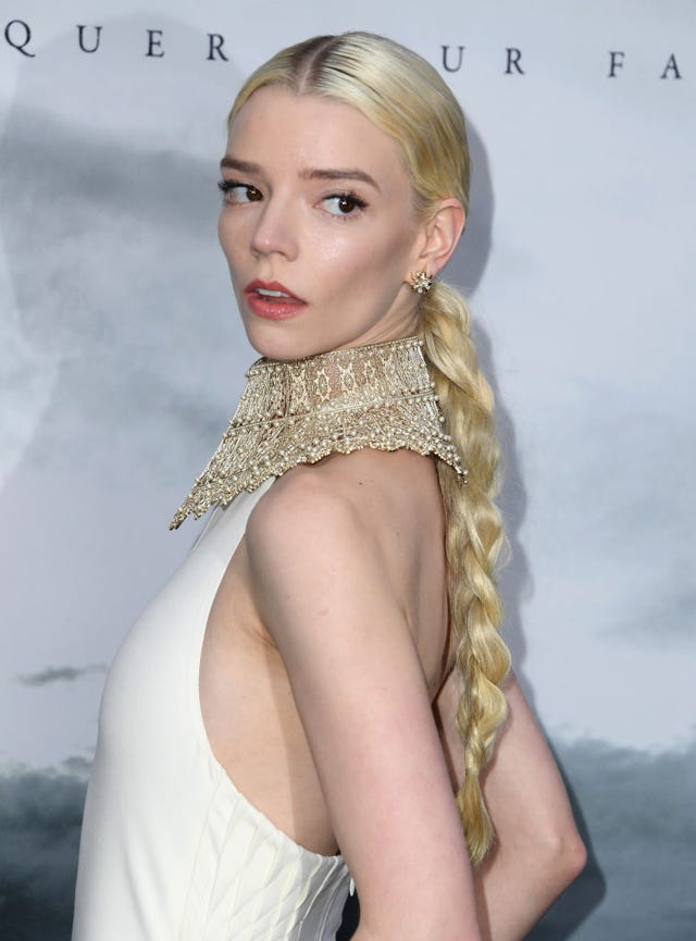 low ponytail hairstyles