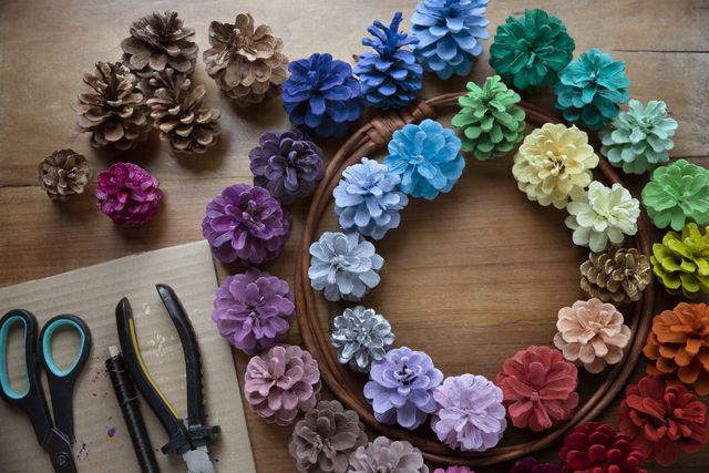 25 Best DIY Resin Craft Ideas to Mix Up Your Decor in 2024