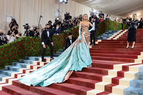 new york, new york   may 02 blake lively attends the 2022 met gala celebrating in america an anthology of fashion at the metropolitan museum of art on may 02, 2022 in new york city photo by jamie mccarthygetty images