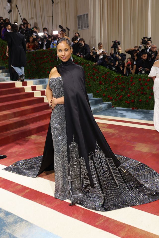 new york, new york   may 02 alicia keys attends the 2022 met gala celebrating in america an anthology of fashion at the metropolitan museum of art on may 02, 2022 in new york city photo by mike coppolagetty images