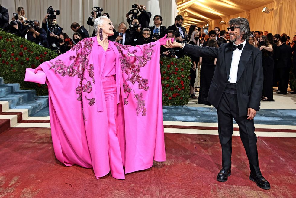 Glenn Close stuns in allpink outfit at the Met Gala 2022