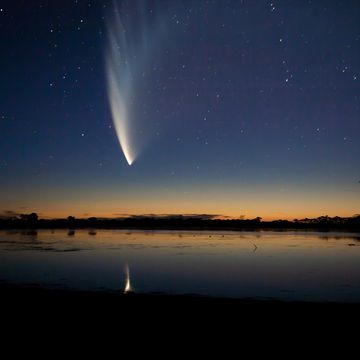 mcnaughts comet over big swamp 2007 eyre peninsula south australia