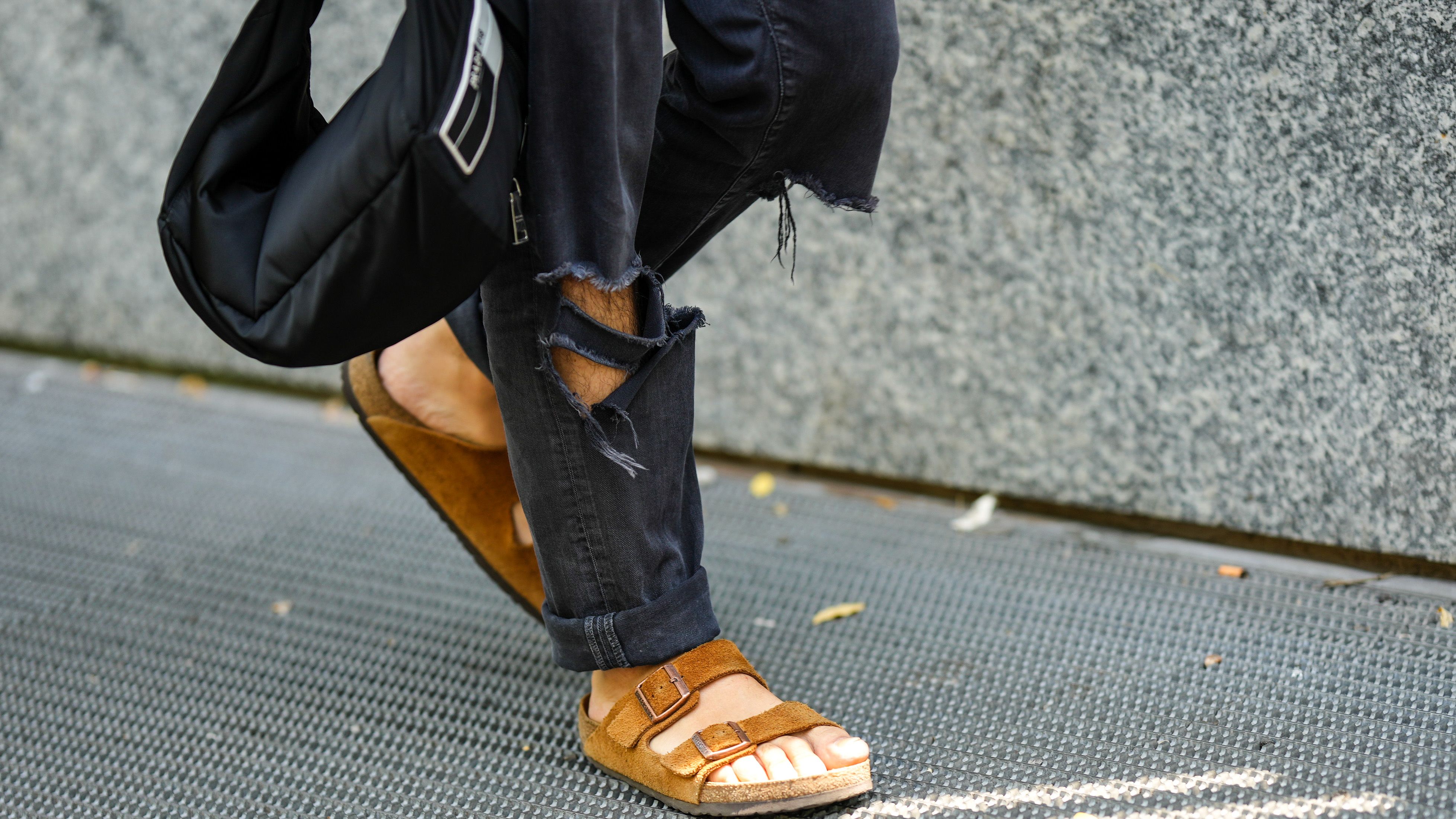 lanzamiento simbólico Consumir Las 15 mejores sandalias para el hombre tendencia del verano