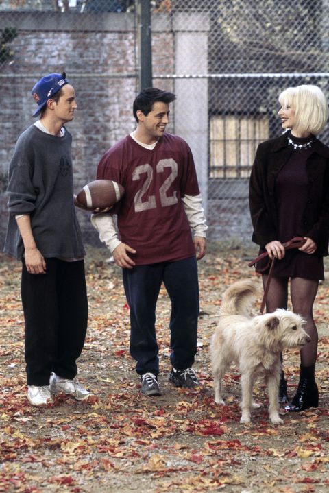 friends    the one with the football episode 6    pictured l r matthew perry as chandler bing, matt leblanc as joey tribbiani, suzanna voltaire as margha    photo by gary nullnbcu photo bank