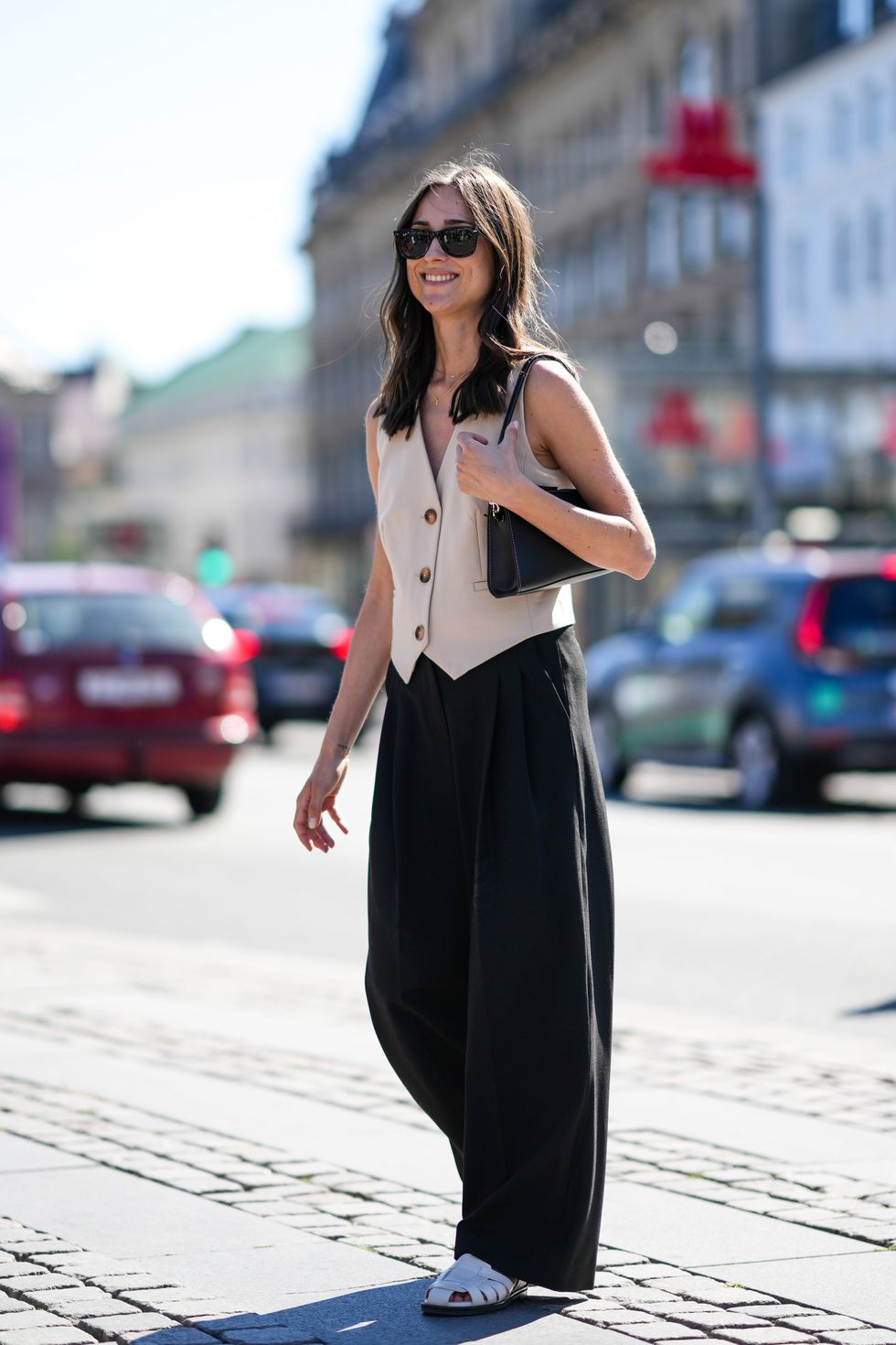 20 City Outfit Ideas for Summer, via Blogger ift.tt/2ARaSff…