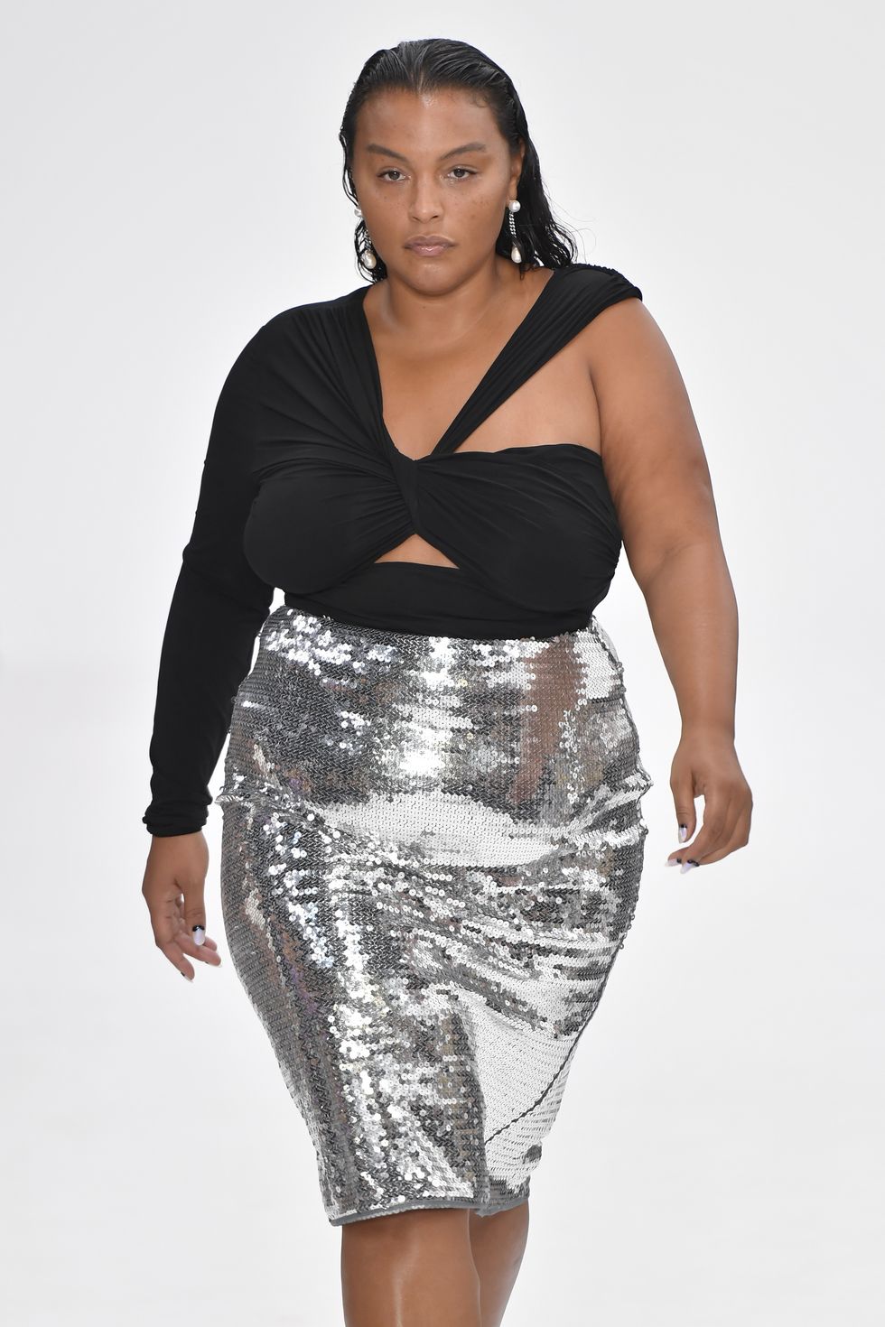 london, england september 18 paloma elsesser walks the runway during the nensi dojaka ready to wear springsummer 2023 fashion show as part of the london fashion week on september 18, 2022 in london united kingdom photo by victor virgilegamma rapho via getty images