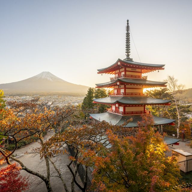 fujiyoshida, japan, 14 november 2019 chureito pagoda, a five storied pagoda, also known as the fujiyoshida cenotaph monument, can be seen on the observatory overlooking mount fuji fuji on the background