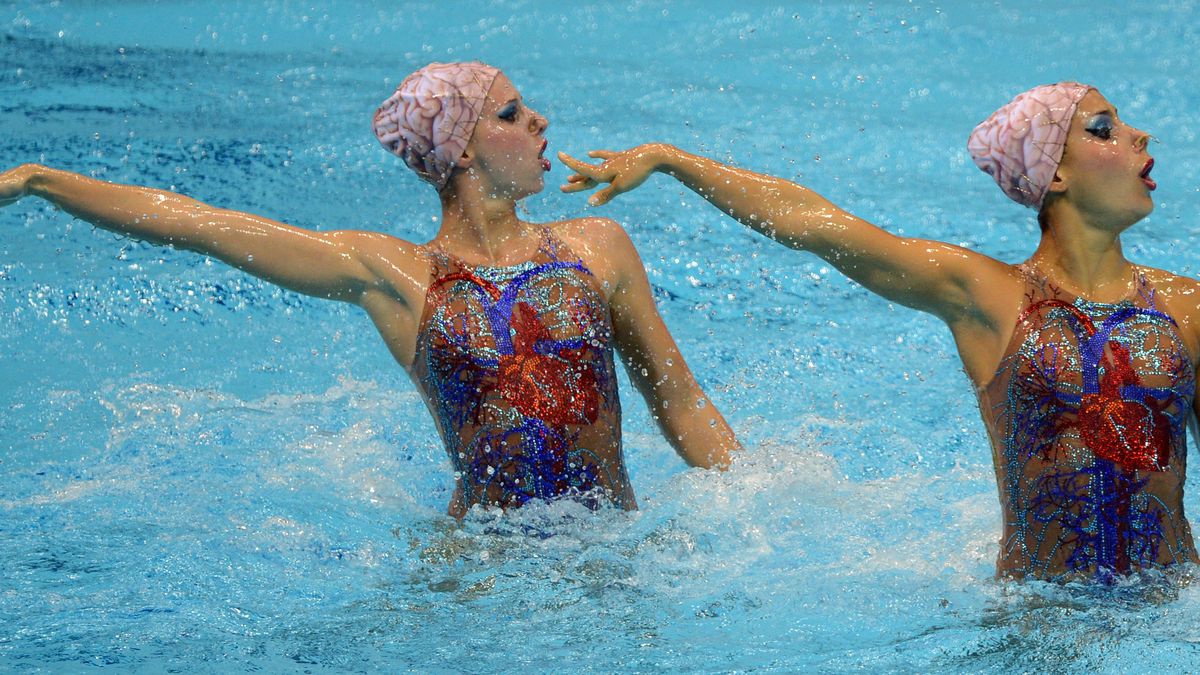U.S. Swim Team Will Take 11 Teenagers to Tokyo Games - The New York Times