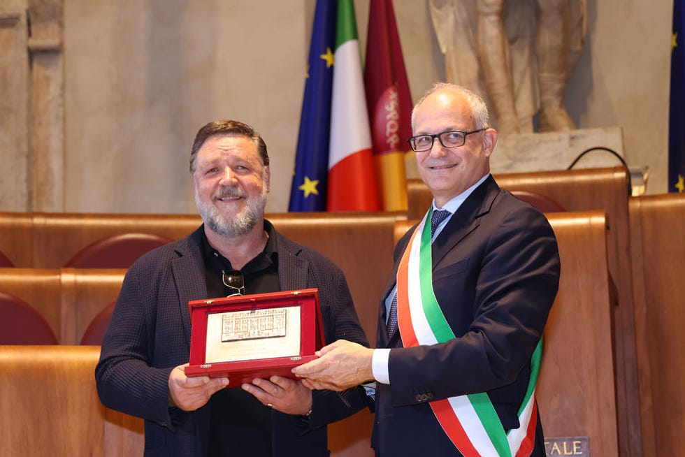 russell crowe italia