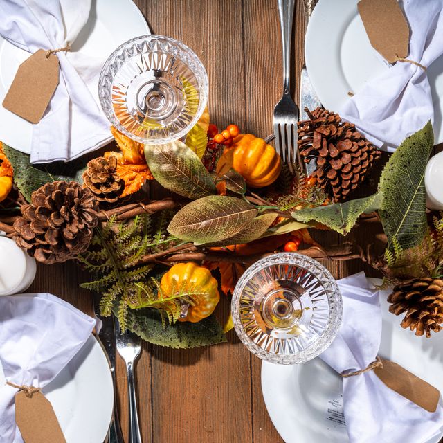 27 Beautiful Thanksgiving Colors and Color Schemes for 2023