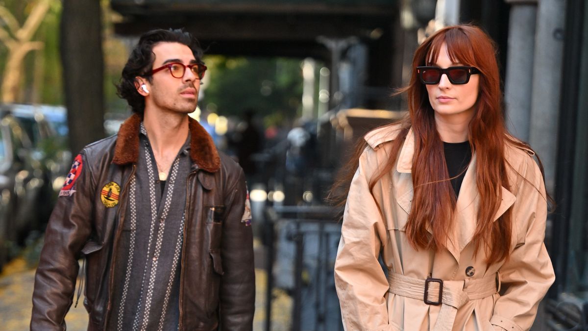 preview for Joe Jonas and Sophie Turner's Whirlwind Romance