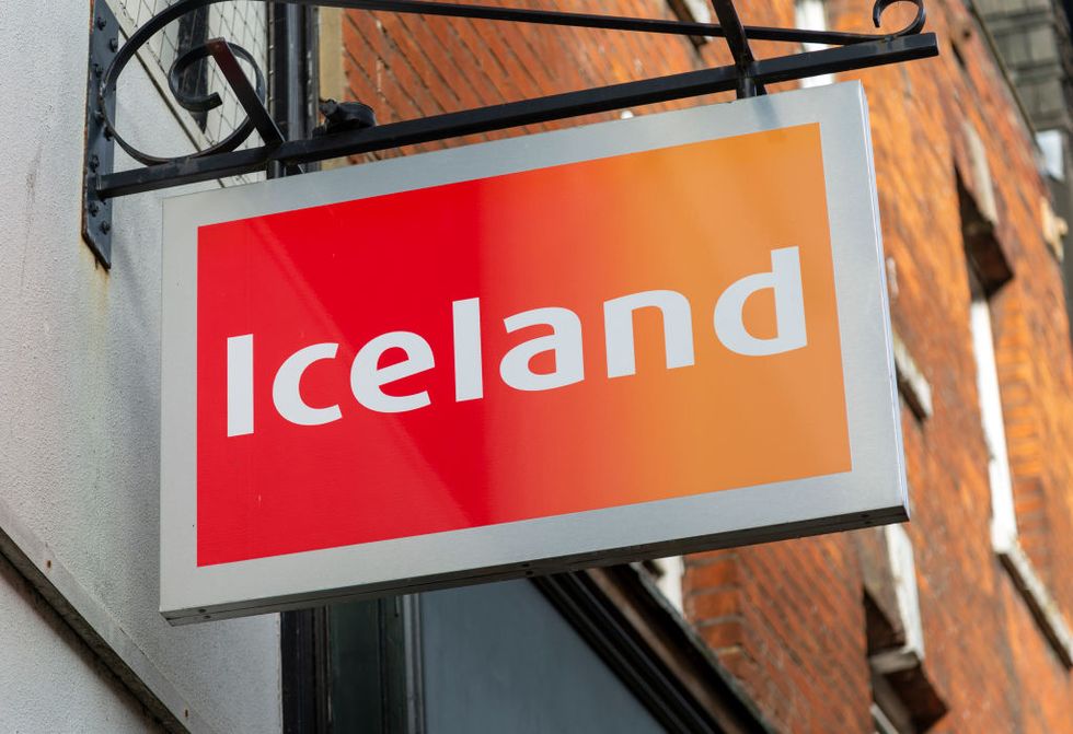 iceland easter opening hours