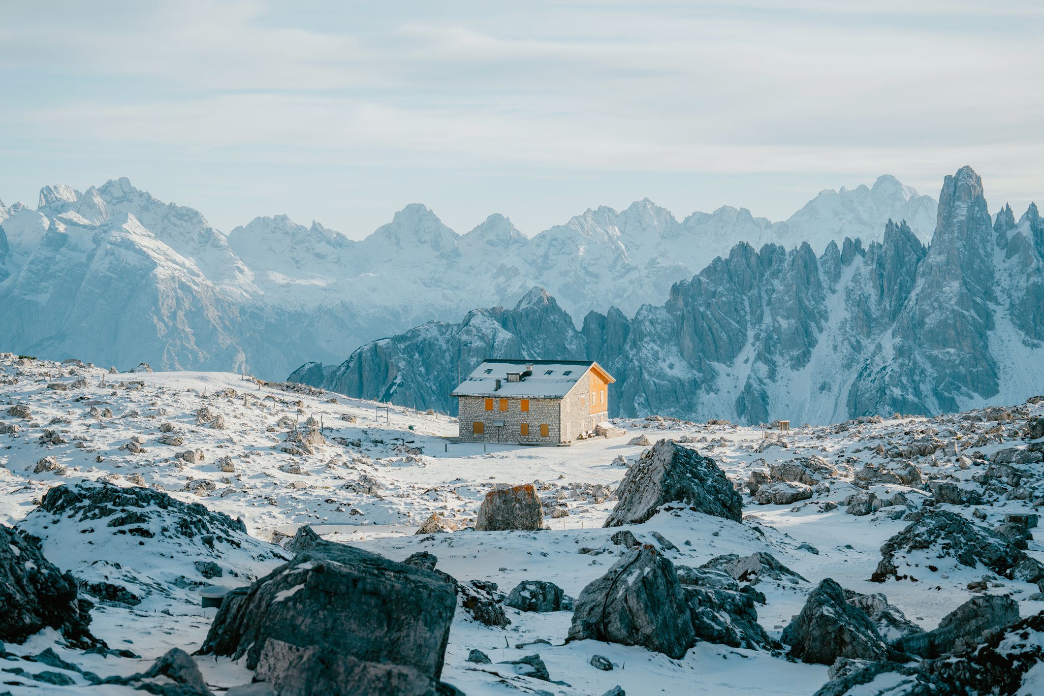 I Rifugi Di Montagna Più Belli In Italia, Per Camminate Da Sogno