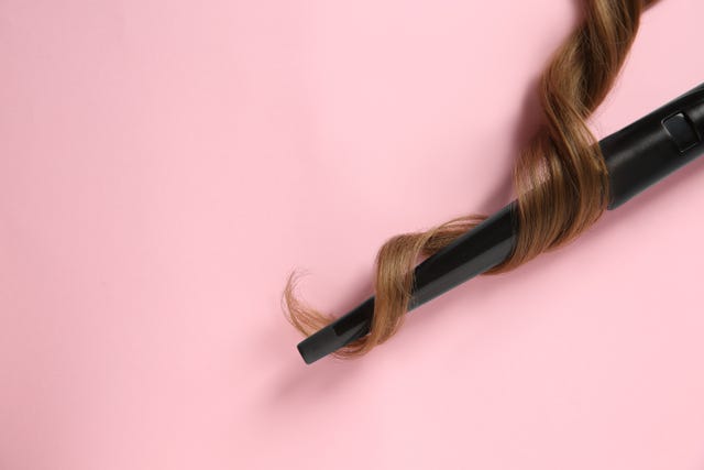 how to hide a 'hole' in fine hair with this easy hack from davina's stylist