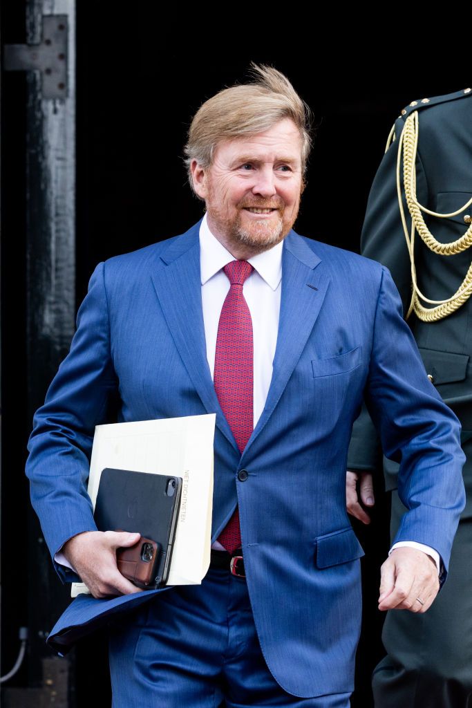 amsterdam, netherlands january 18 king willem alexander of the netherlands leaves the royal palace after the new year reception for the diplomatic corps on january 18, 2023 in amsterdam, netherlands photo by patrick van katwijkgetty images