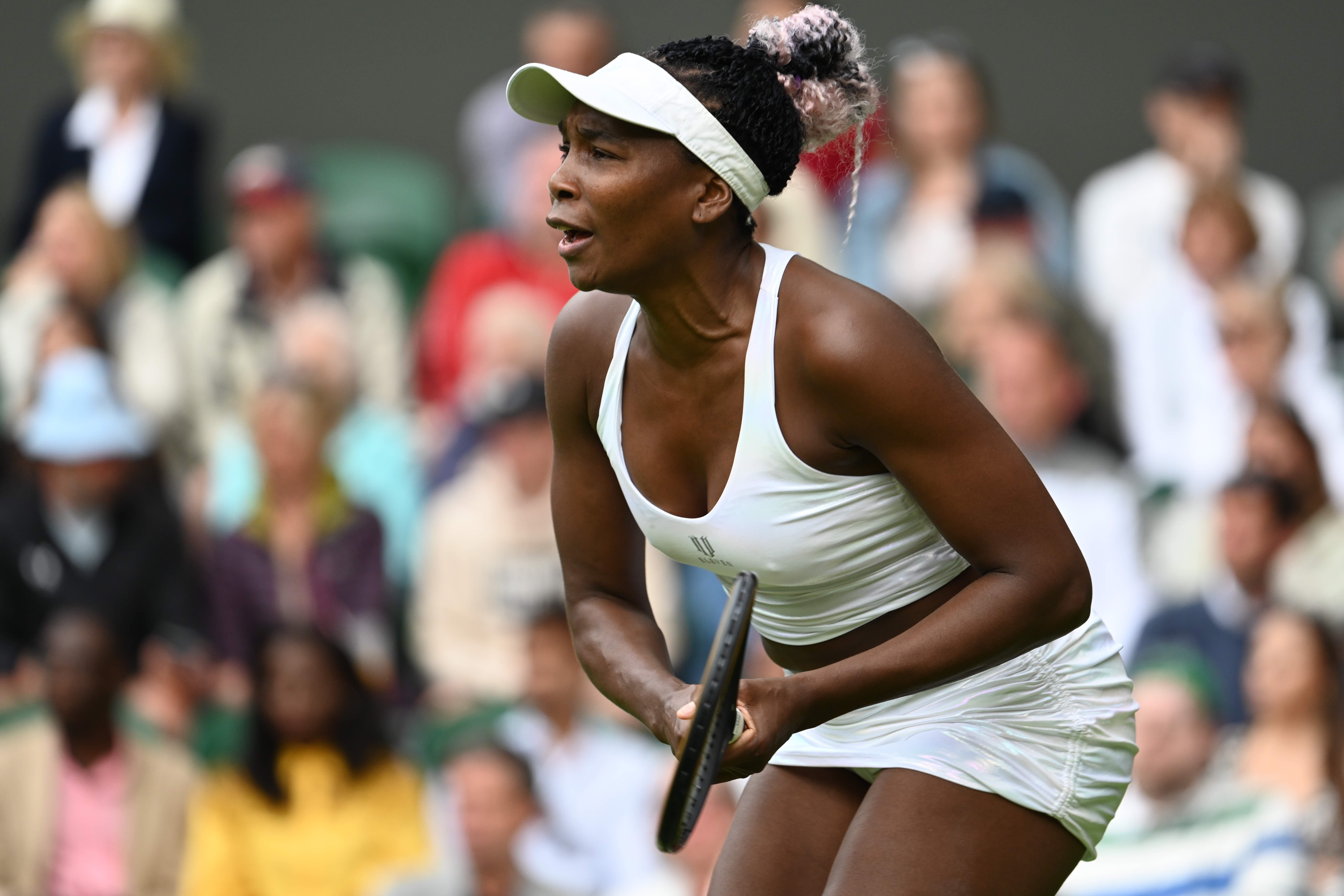 Great Outfits in Fashion History: Venus Williams in a Sporty Louis