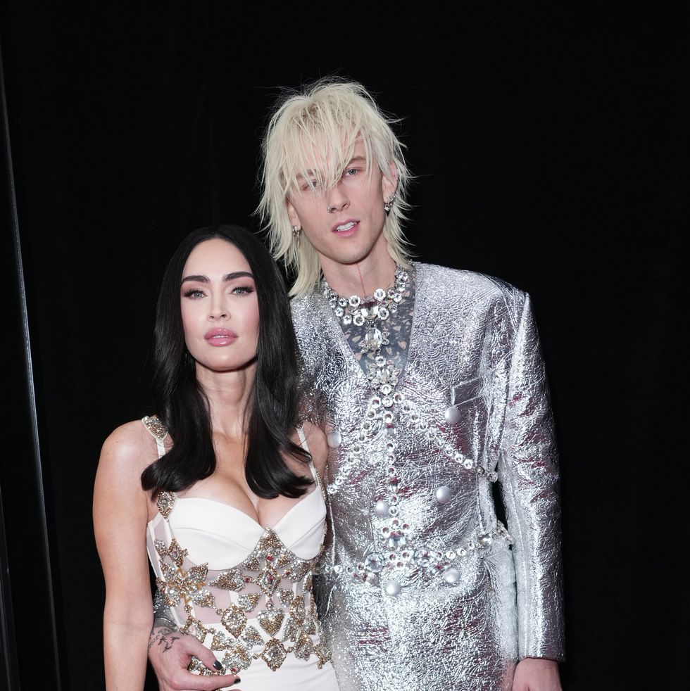 los angeles, california february 05 l r megan fox and machine gun kelly attend the 65th grammy awards on february 05, 2023 in los angeles, california photo by kevin mazurgetty images for the recording academy