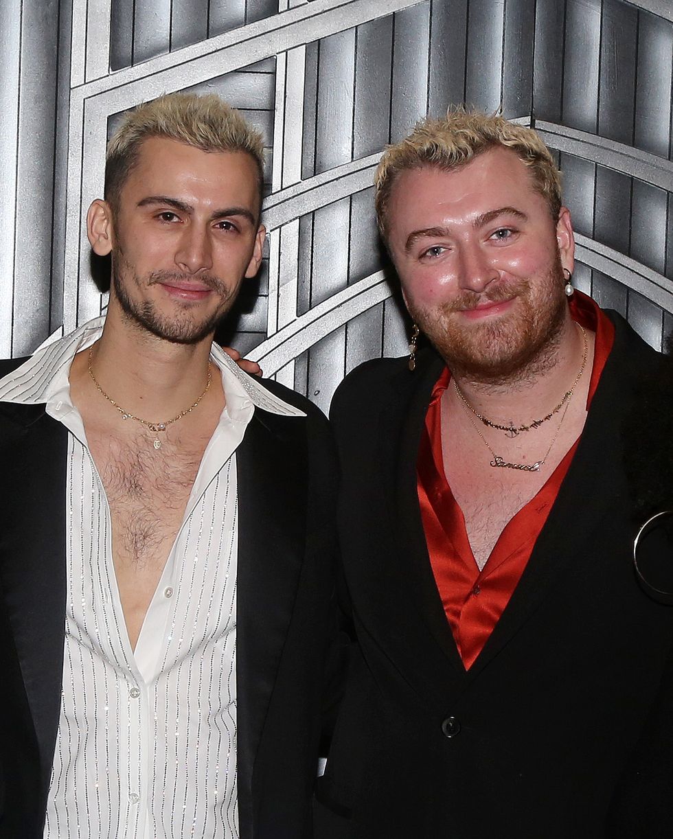 new york, new york february 17 exclusive coverage l r j harrison ghee, christian cowan, partner sam smith and adrianna hicks pose backstage at the hit musical some like it hot on broadway at the shubert theater on february 17, 2023 in new york city photo by bruce glikaswireimage