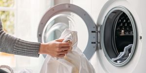 simple ways to stop bedding tangling in the tumble dryer