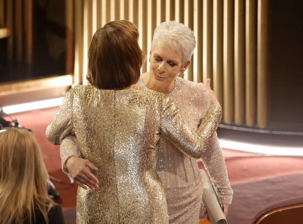 sigourney weaver oscars afterparty look