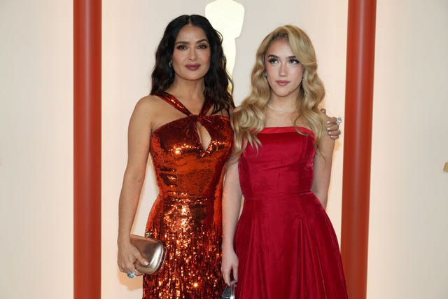 hollywood, california march 12 l r salma hayek and valentina paloma pinault attends the 95th annual academy awards on march 12, 2023 in hollywood, california photo by jeff kravitzfilmmagic