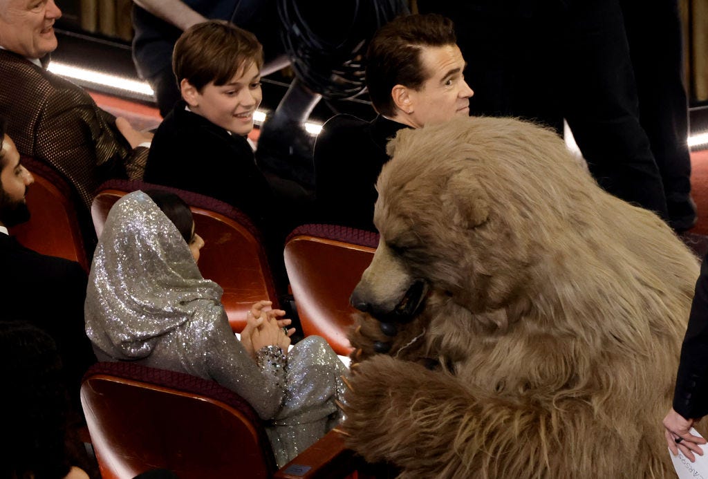 Старинные гравюры с медведем. Oscar bear. Oscar bear. Короткометражная анимация. Вручение оскара костюм.