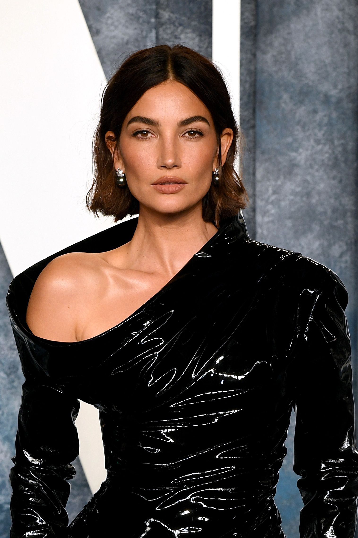Lily Aldridge debuted a textured boyfriend bob at the Oscars after party