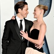beverly hills, california march 12 justin long and kate bosworth attend the 2023 vanity fair oscar party hosted by radhika jones at wallis annenberg center for the performing arts on march 12, 2023 in beverly hills, california photo by lionel hahngetty images