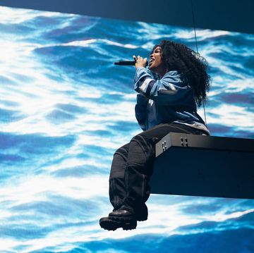vancouver, british columbia march 19 singer sza performs on stage during her the sos north american tour at rogers arena on march 19, 2023 in vancouver, british columbia, canada photo by andrew chingetty images