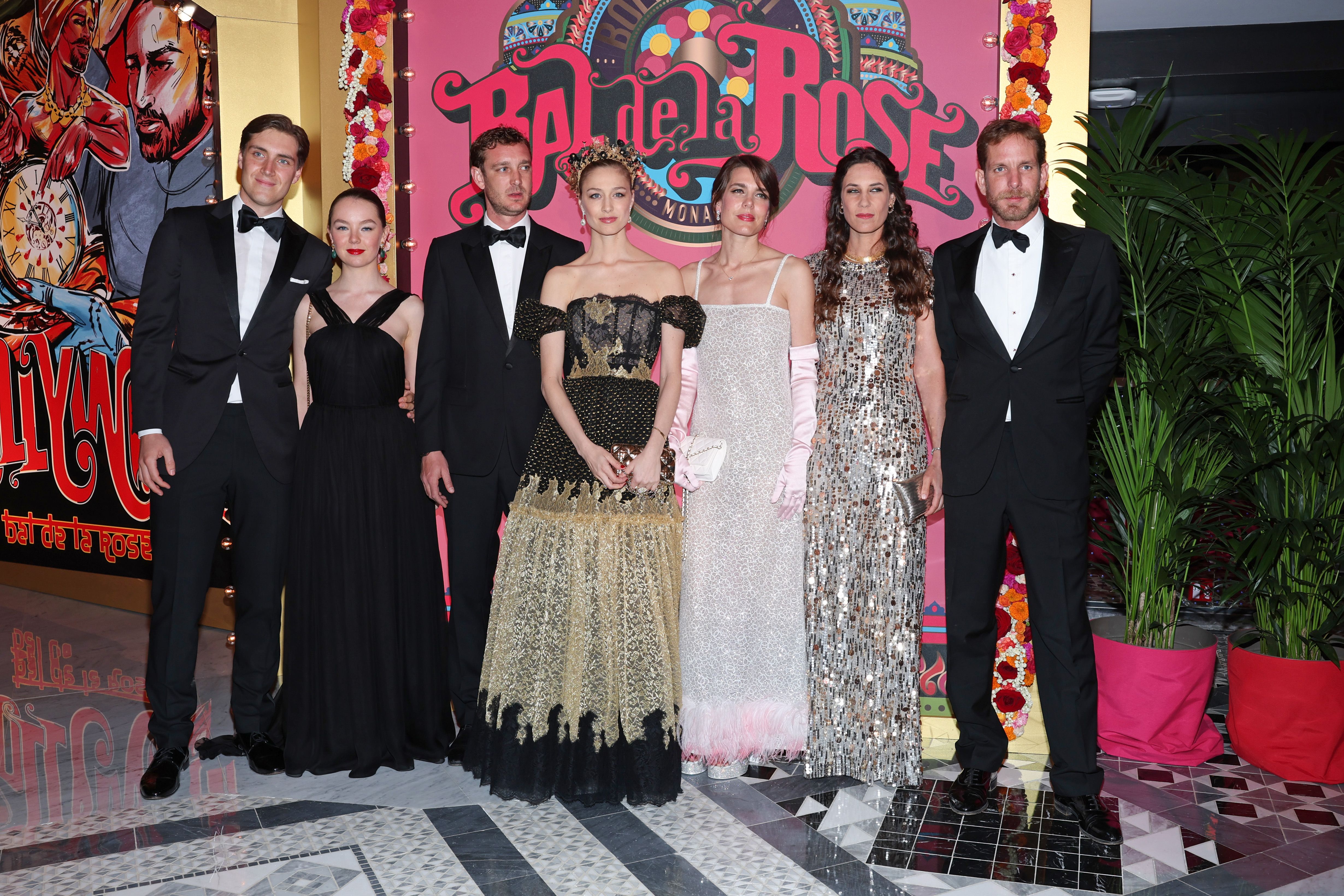 モナコ王室メンバーが集結！「薔薇の舞踏会2023」で魅せた麗しきドレス