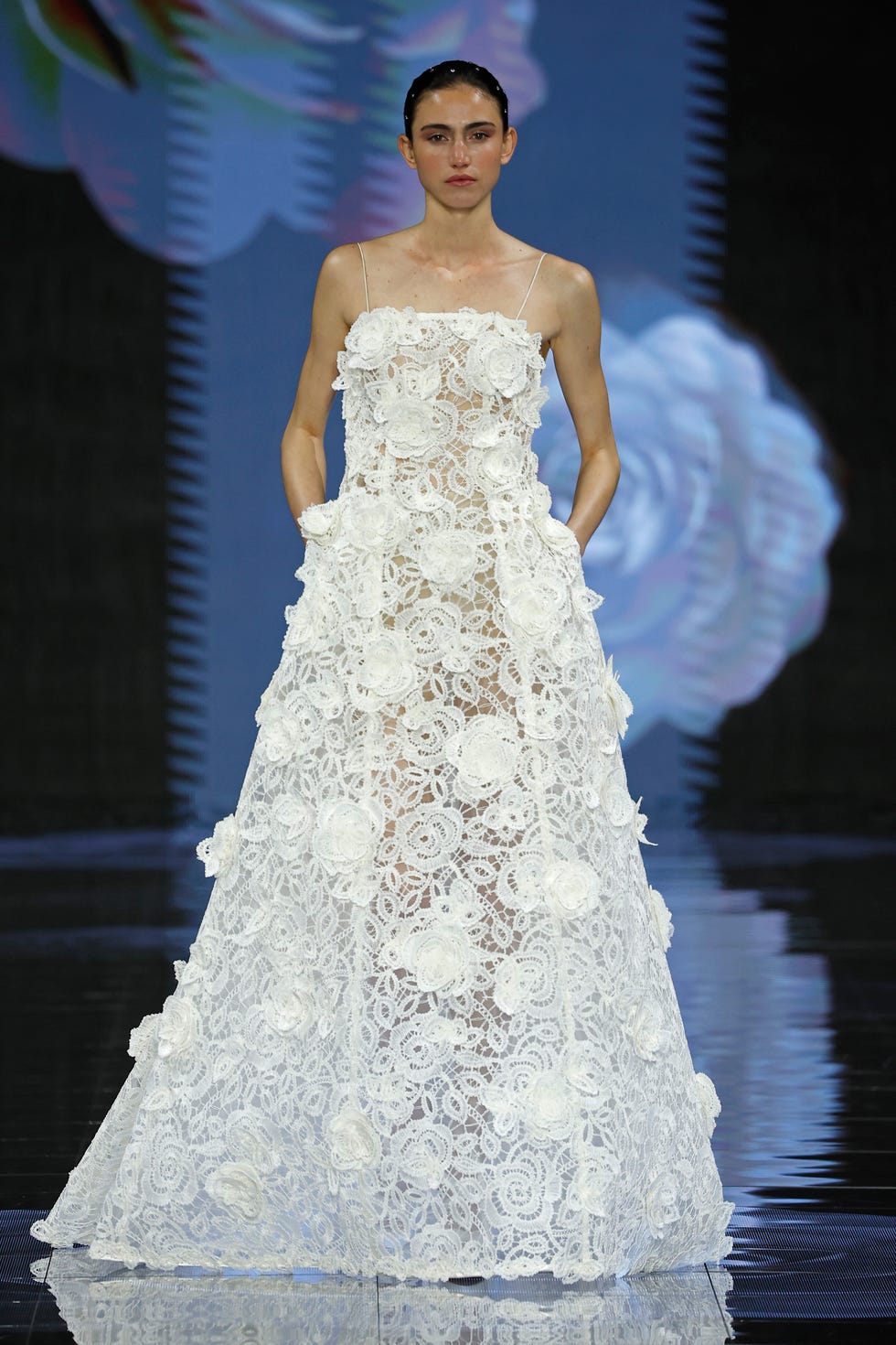 Desfile Isabel Sanchis en Barcelona Bridal Week 2023 desfile isabel sanchis en barcelona bridal week 2023