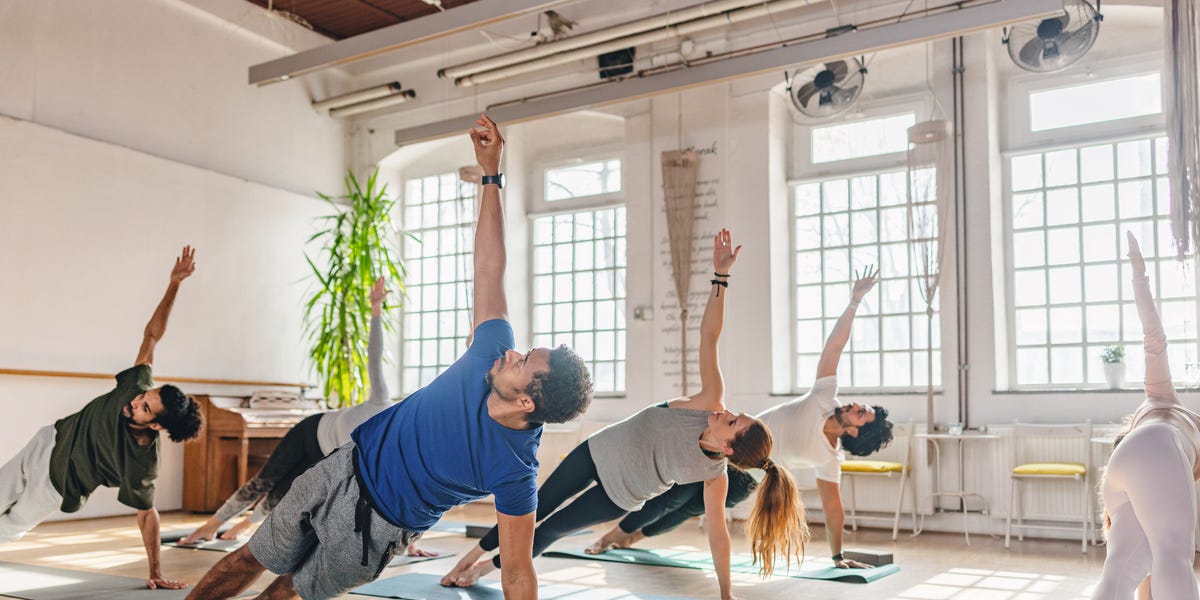 Con este sencillo ejercicio de Pilates despídete de la barriga 11 Merca2.es Mayor esfuerzo en Pilates merece una mejor recompensa