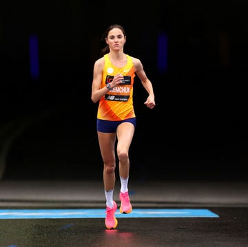 london, england april 23 sofiia yaremchuk of italy competes in the elite womans marathon during the 2023 tcs london marathon on april 23, 2023 in london, england photo by andrew redingtongetty images