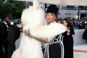 new york, new york may 01 jared leto dressed as choupette and lizzo attend the 2023 met gala celebrating karl lagerfeld a line of beauty at the metropolitan museum of art on may 01, 2023 in new york city photo by jamie mccarthygetty images