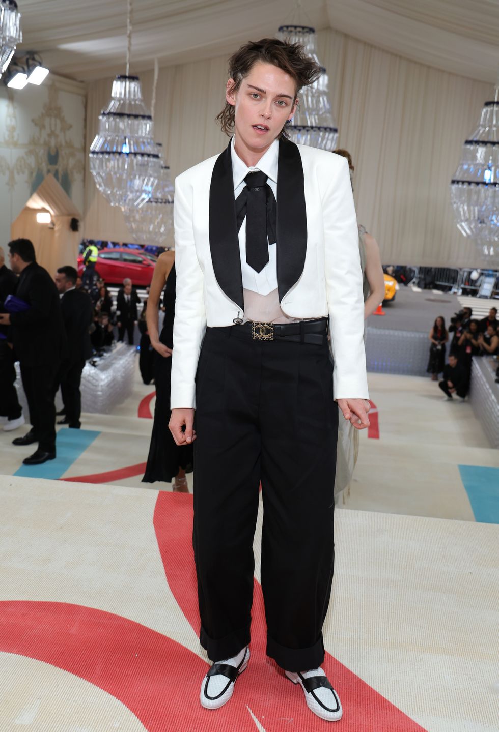 new york, new york may 01 kristen stewart attends the 2023 met gala celebrating karl lagerfeld a line of beauty at the metropolitan museum of art on may 01, 2023 in new york city photo by kevin mazurmg23getty images for the met museumvogue