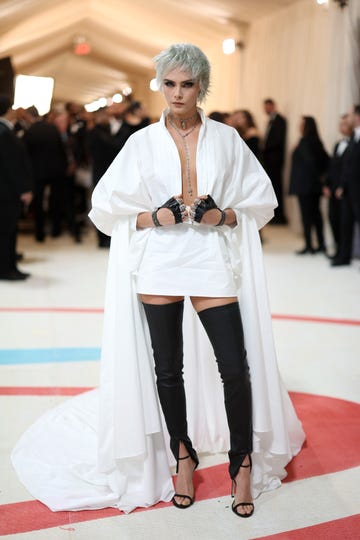 new york, new york may 01 cara delevingne attends the 2023 met gala celebrating karl lagerfeld a line of beauty at the metropolitan museum of art on may 01, 2023 in new york city photo by mike coppolagetty images