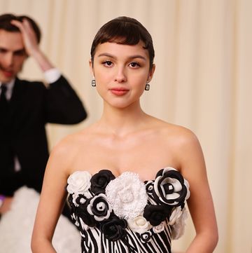 new york, new york may 01 olivia rodrigo attends the 2023 met gala celebrating karl lagerfeld a line of beauty at the metropolitan museum of art on may 01, 2023 in new york city photo by matt winkelmeyermg23getty images for the met museumvogue