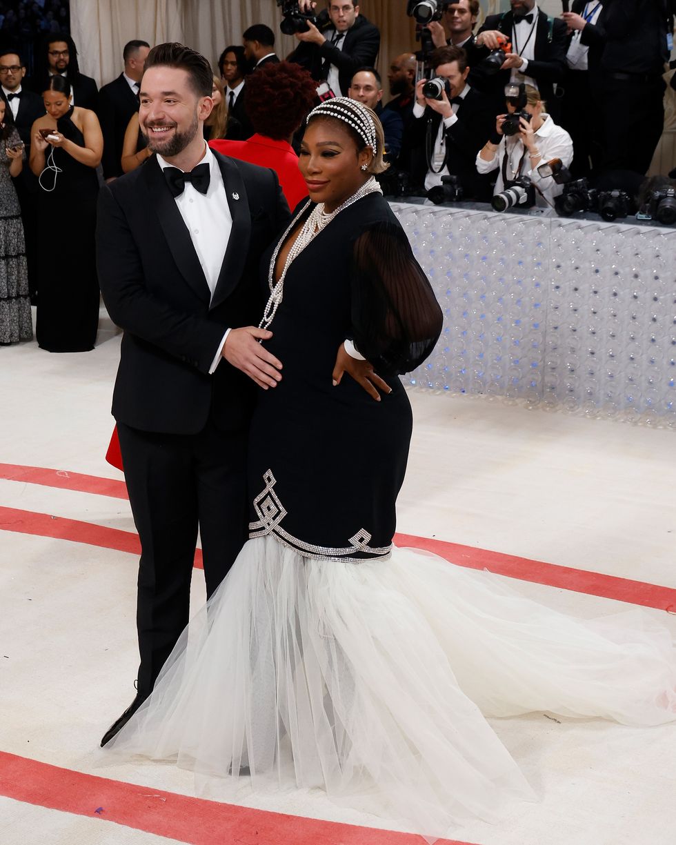 new york, new york may 01 serena williams and alexis ohanian attend the 2023 costume institute benefit celebrating karl lagerfeld a line of beauty at metropolitan museum of art on may 01, 2023 in new york city photo by taylor hillgetty images
