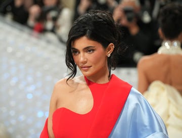 new york, new york may 01 kylie jenner attends the 2023 met gala celebrating karl lagerfeld a line of beauty at the metropolitan museum of art on may 01, 2023 in new york city photo by sean zannipatrick mcmullan via getty images