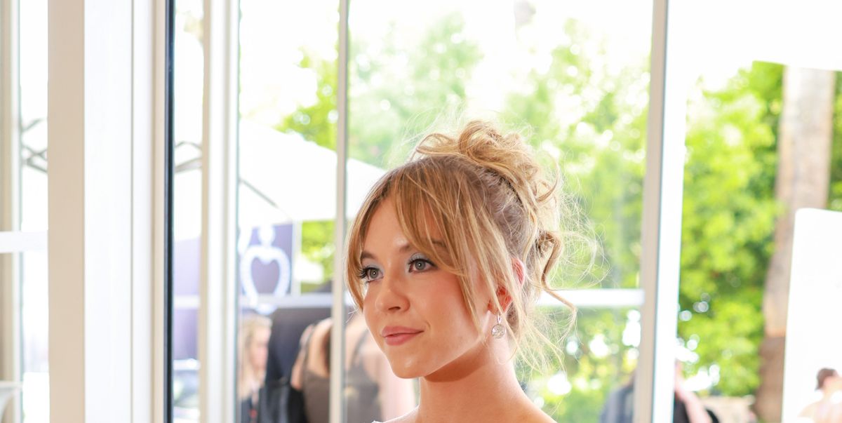 Sydney Sweeney wore a pink tulle dress and exposed crystal bra