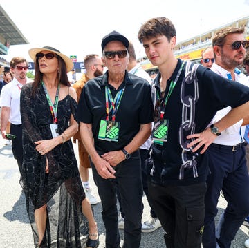 catherine zeta jones,michael douglas y su hijo dylan douglas en f1 grand prix of spain