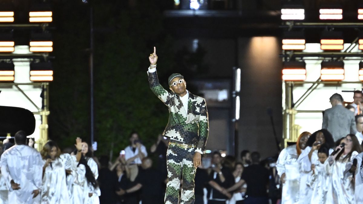 Rihanna schittert in eerste Louis Vuitton-campagne van Pharrell