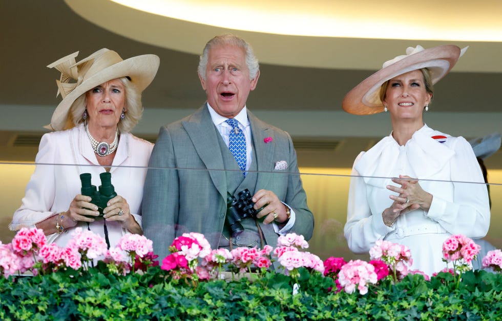 queen camilla pink dress ascot